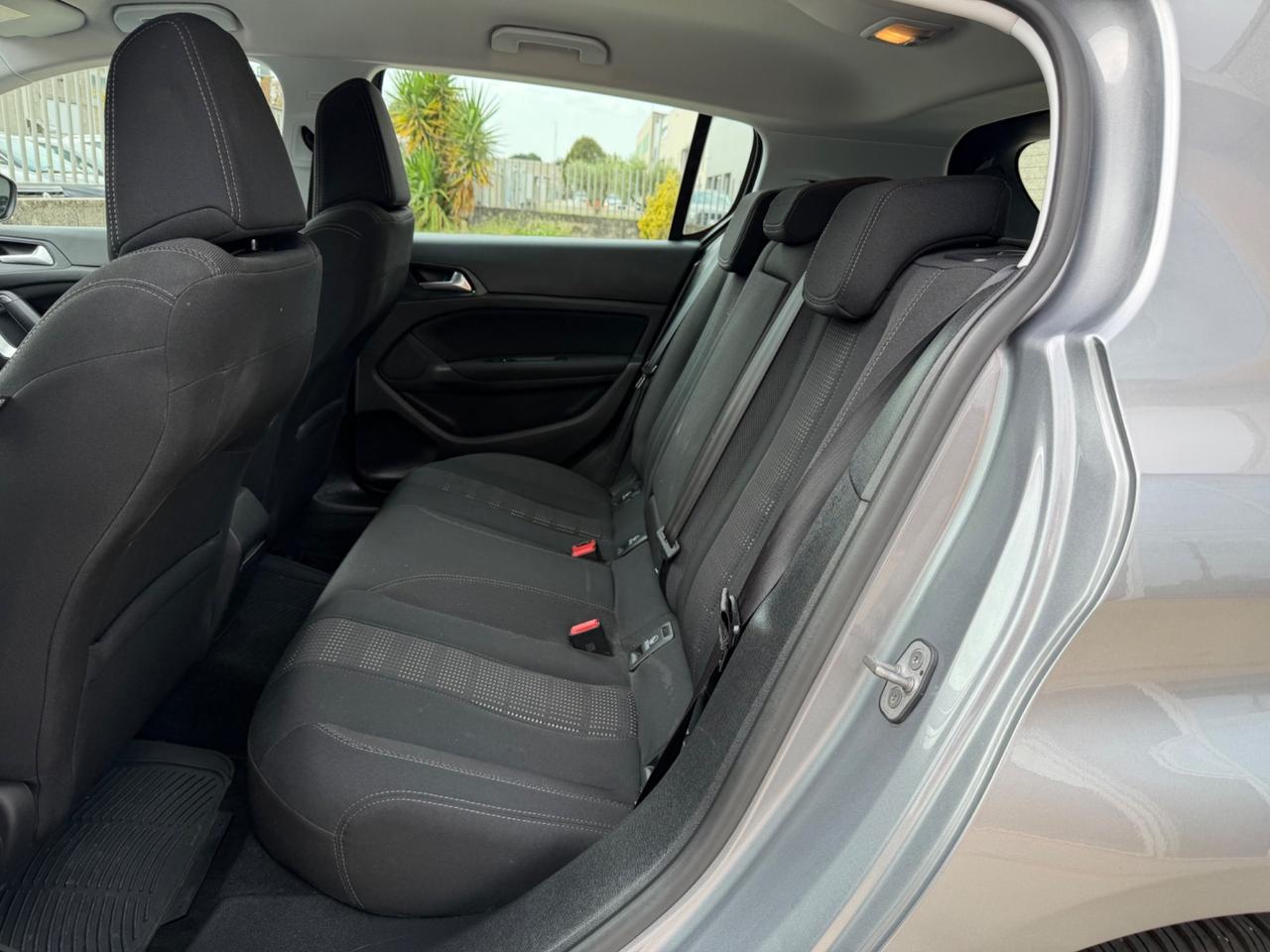 Peugeot 308 BlueHDi 120 S&S EAT6 Active