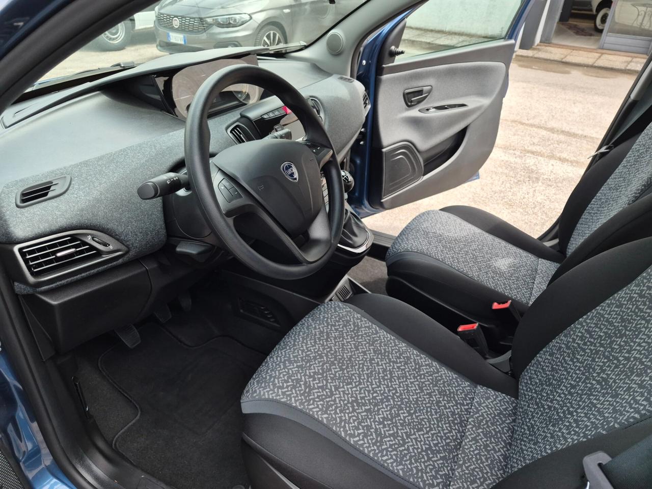 LANCIA Ypsilon 1.0 FireFly 5 posti Hybrid - No vincoli finanz.