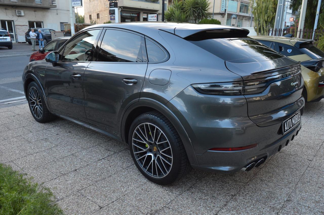 Porsche Cayenne Coupé 3.0 V6 E-Hybrid