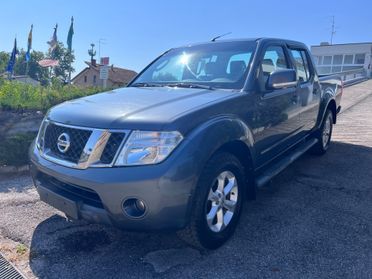 Nissan Navara 2.5 dCi 190CV 4 porte Double Cab LE Plus Restyling