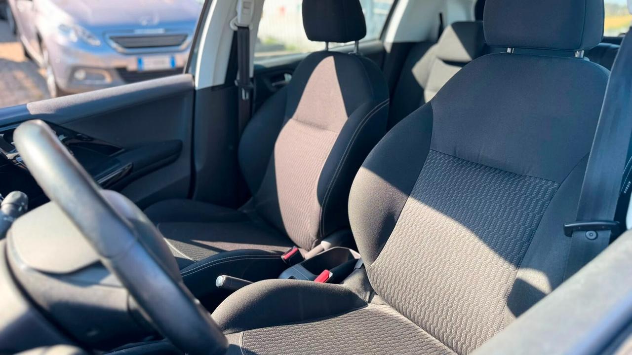 Peugeot 208 1.2 BENZINA 2017 NEOP