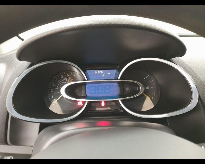 Renault Clio IV 2012 5p 1.2 Costume National 75cv