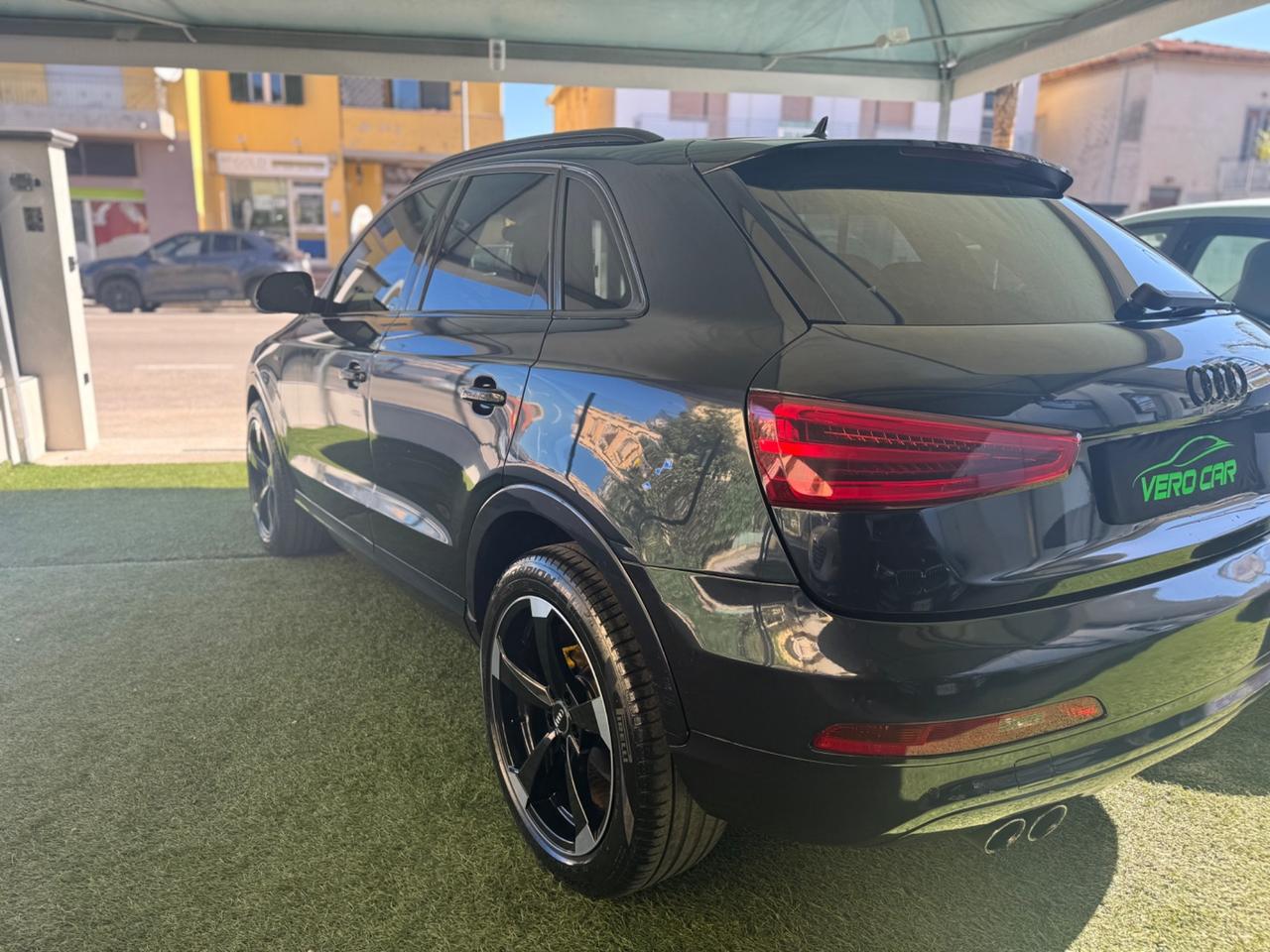 Audi Q3 2.0 TDI 177 CV quattro S tronic Business