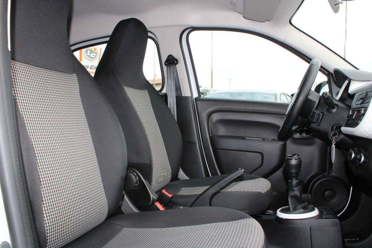 Renault Twingo 1.0 sce Life 65cv ADATTA PER NEOPATENTATI