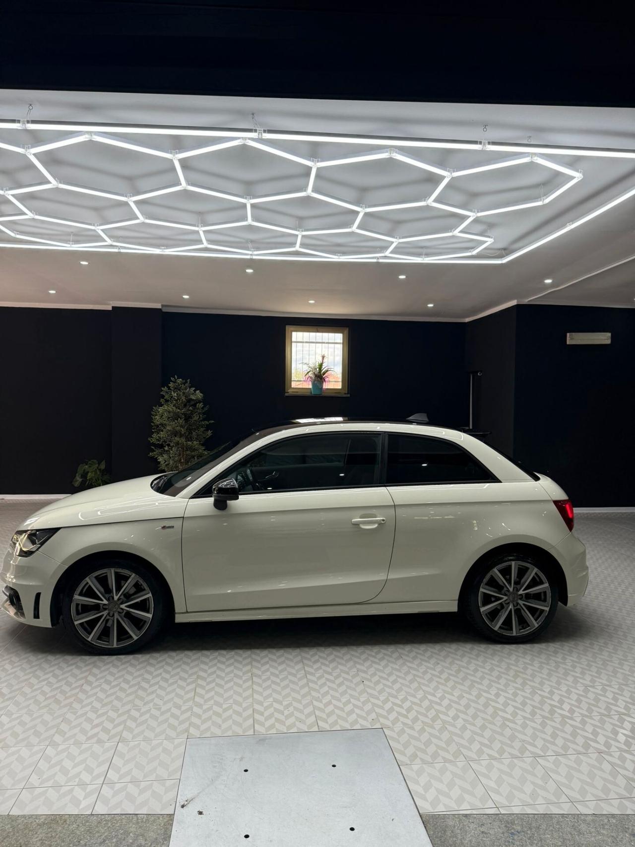 Audi A1 S-LINE AUTOMATICA