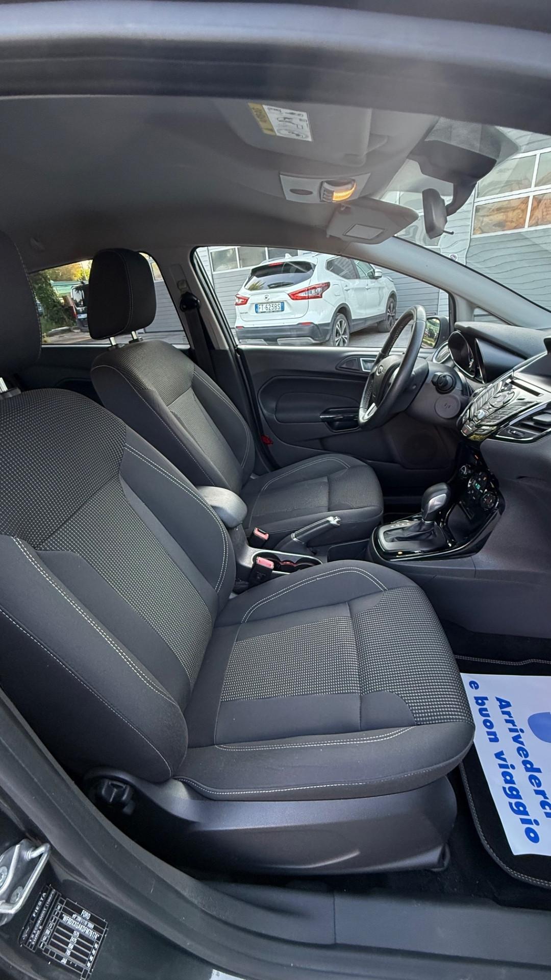 Ford Fiesta 1.0 EcoBoost 100CV 5 porte Powershift Titanium