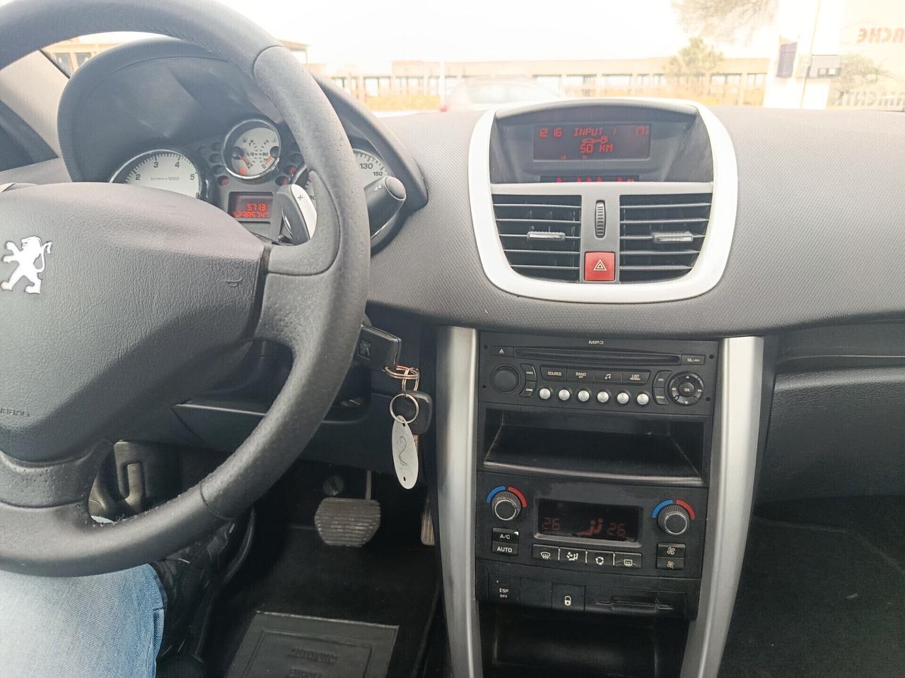 Peugeot 207 xs CAMBIO Automatico