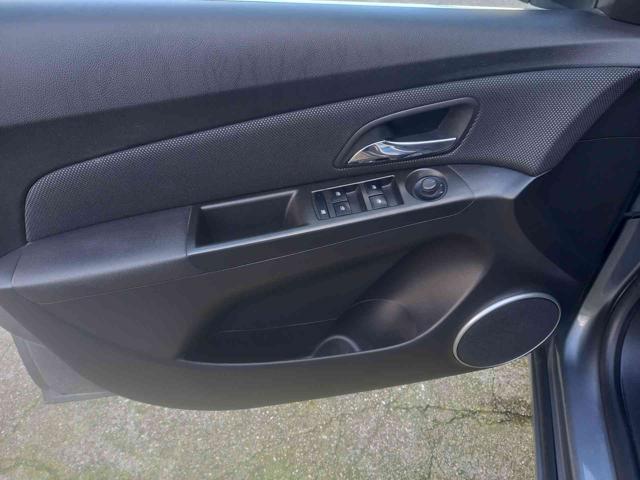 CHEVROLET Cruze 1.7 Diesel Station Wagon LTZ NEOPATENTATI