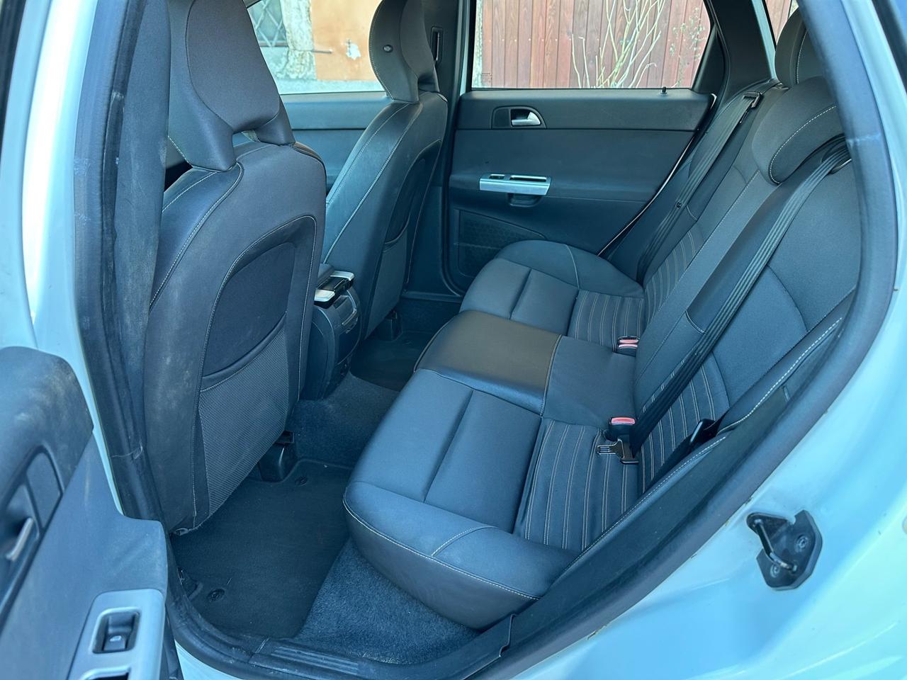 Volvo V50 D4 Geartronic Kinetic