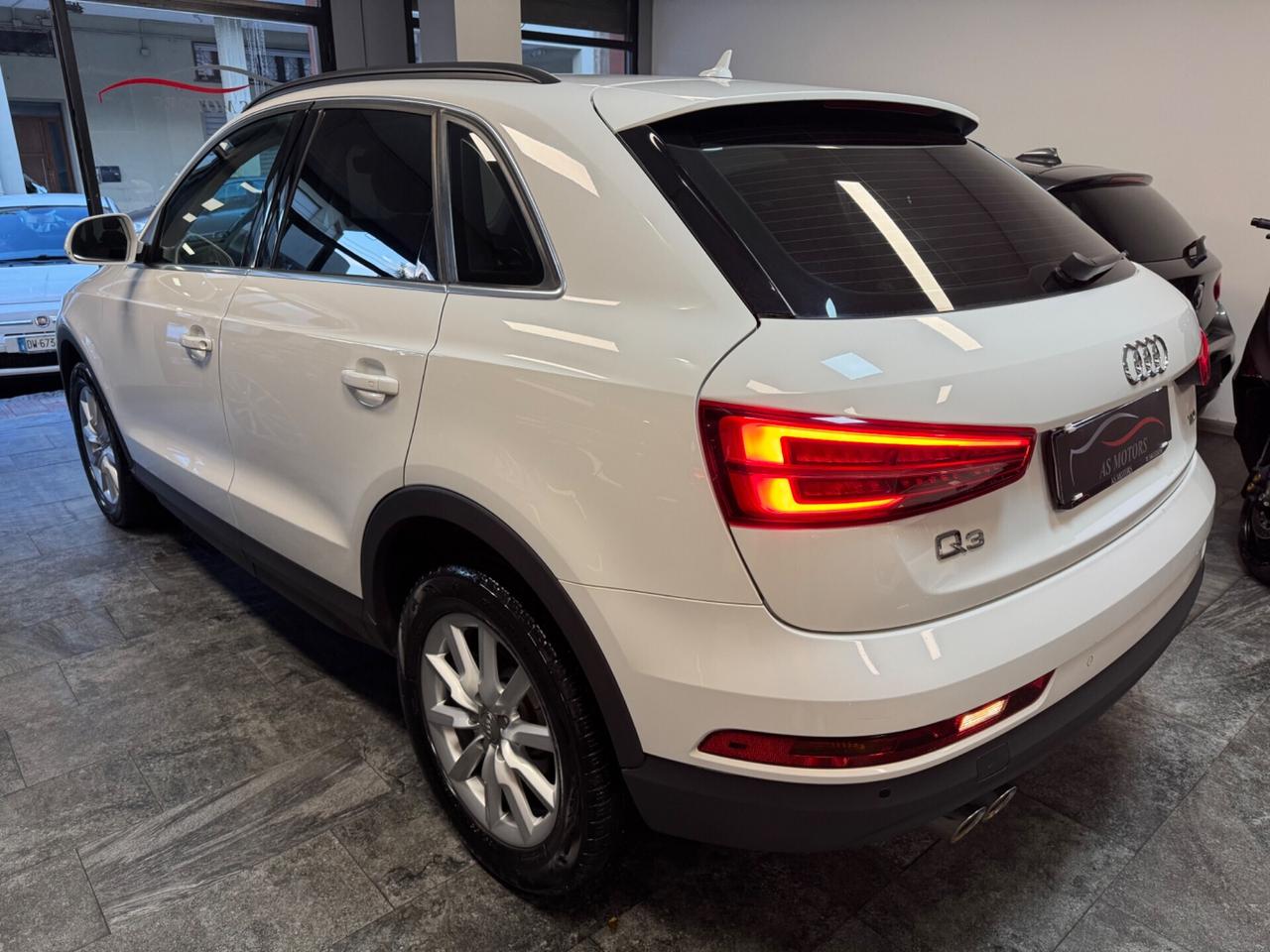 Audi Q3 2.0 TDI 120 CV S-Tronic Sport