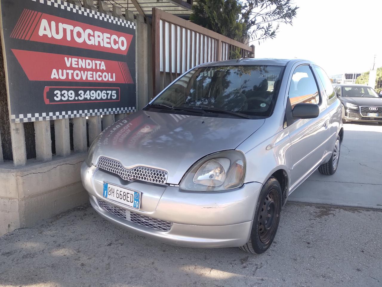 Toyota Yaris 1.0i 16V cat 3 porte Sol