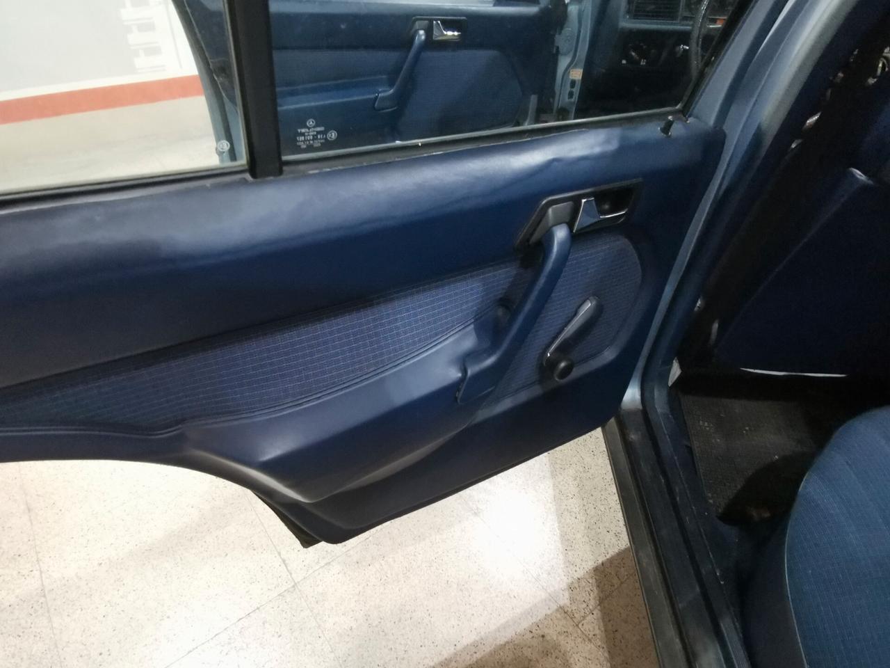 Mercedes-benz 190 2.0 E