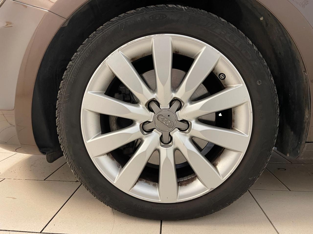 Audi A1 Ambition 1.6 TDI 105cv 3p-Ok Neopatent-LEGGI SOTTO