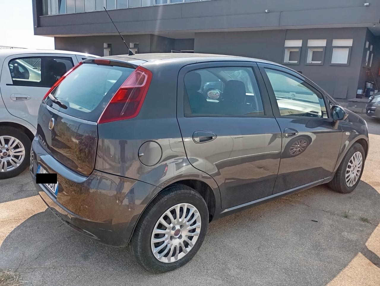 Fiat Grande Punto 1.3 MJT 75 CV 5 porte Fun