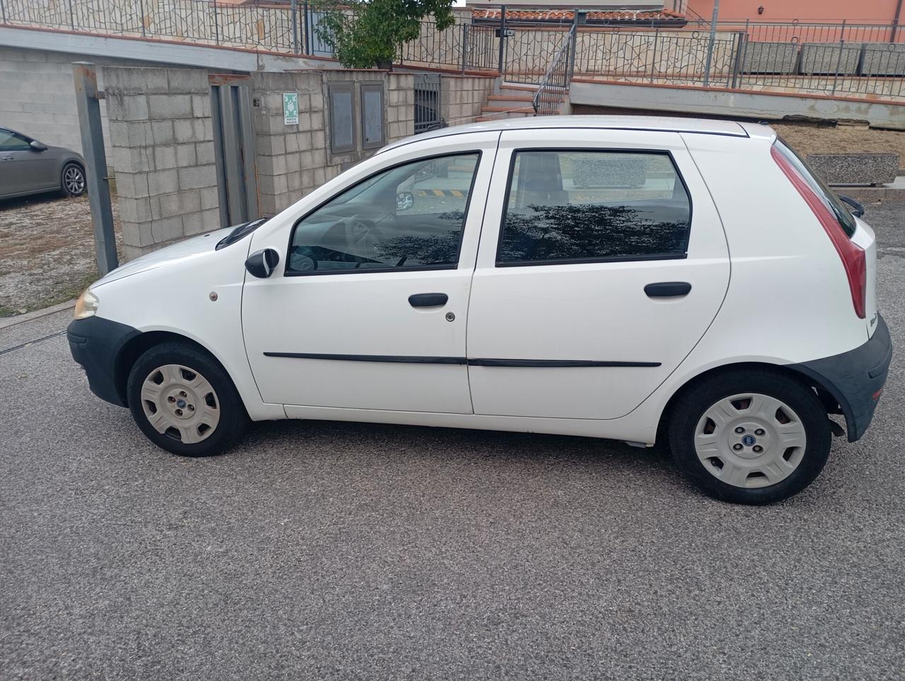 Fiat Punto Fire a benzina