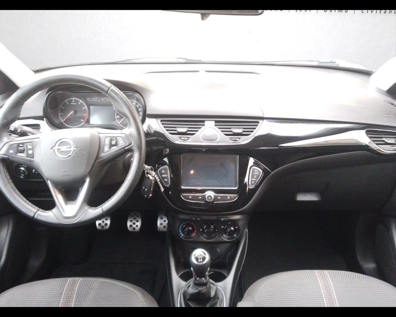 OPEL Corsa 5ª serie - Corsa 1.4 90CV GPL Tech 5 porte Black Editi