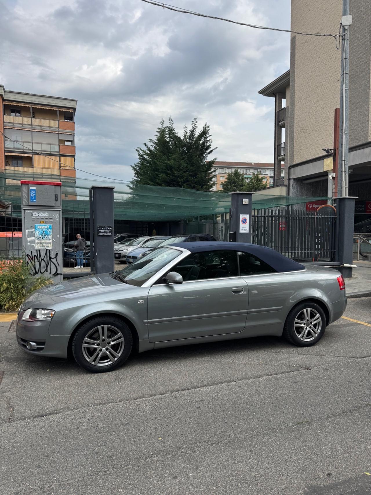 Audi A4 Cabriolet 2.0 TDi 140 cv 4 posti