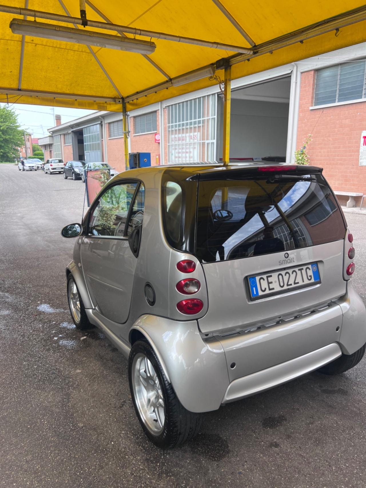 Smart Smart 700 smart city-coupé pure (45 kW)