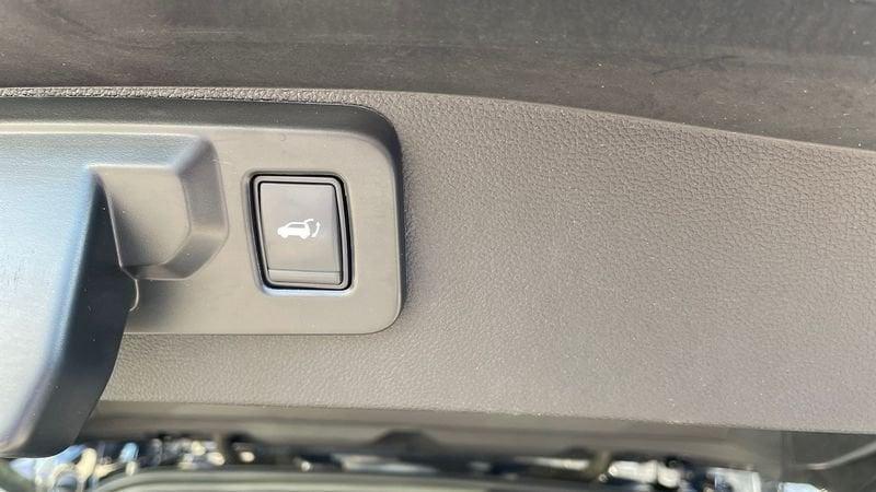 Renault Austral 1.2 E-Tech full hybrid 200cv Iconic Esprit