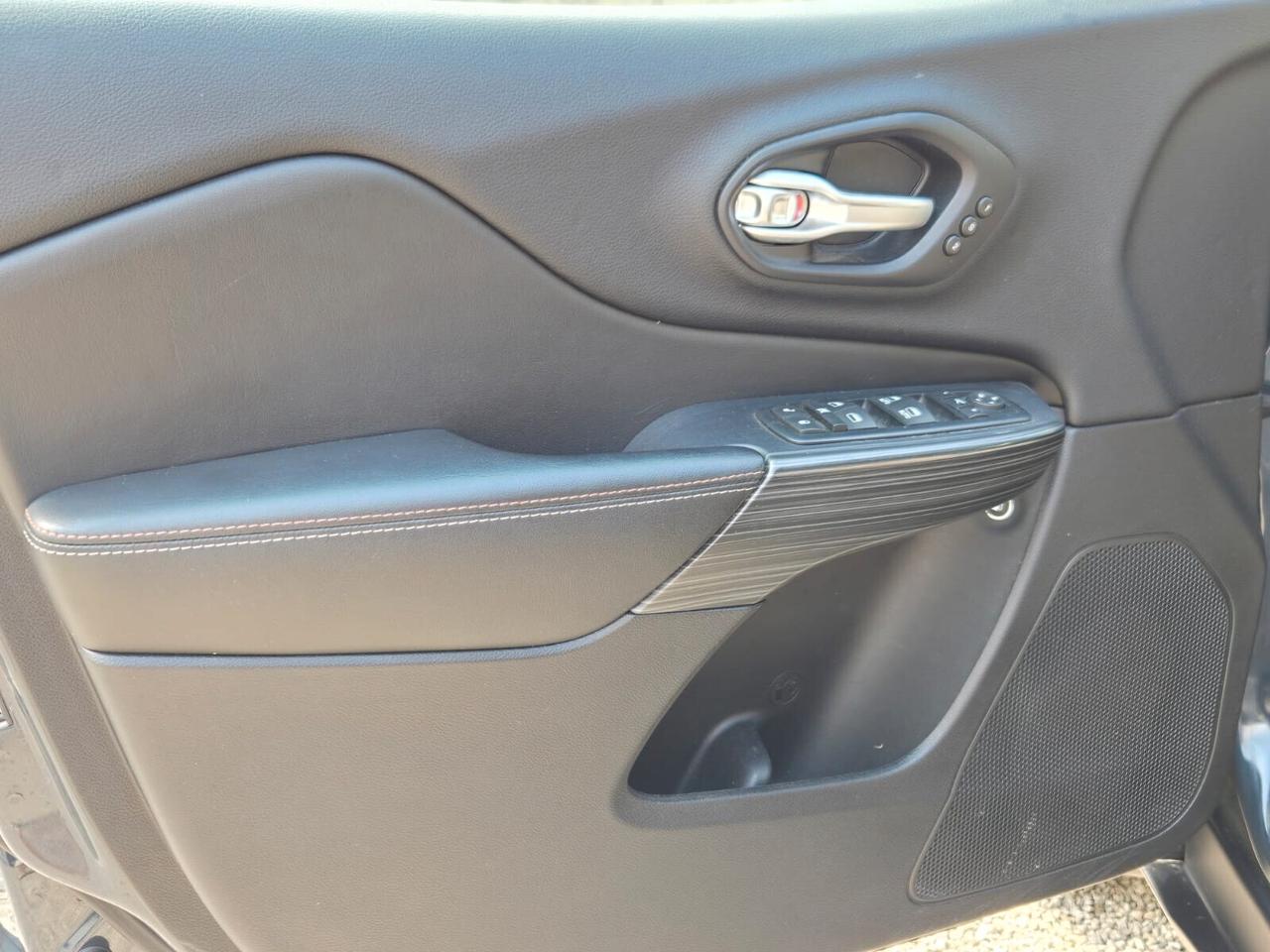JEEP CHEROKEE 75° anniversario full optional con tetto.