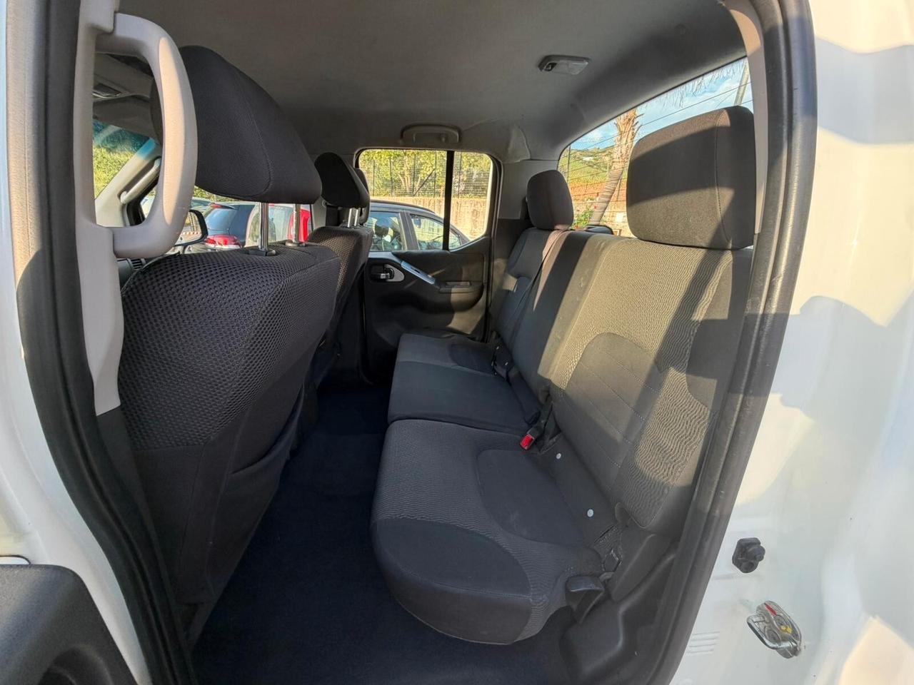 Nissan Navara 2.5 dCi 190CV 4 porte Double Cab LE