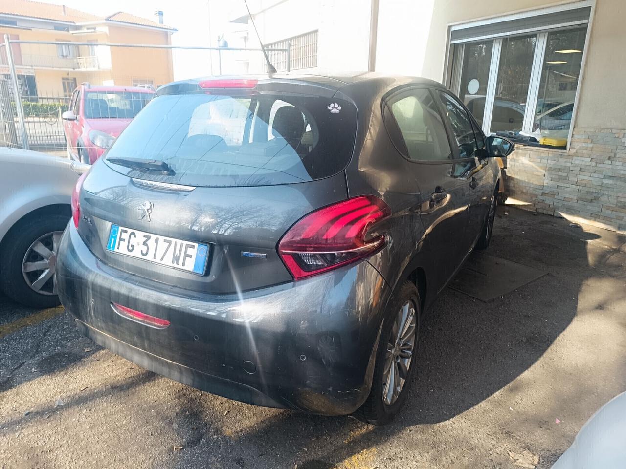 Peugeot 208 1.2 PureTech 82 Allure