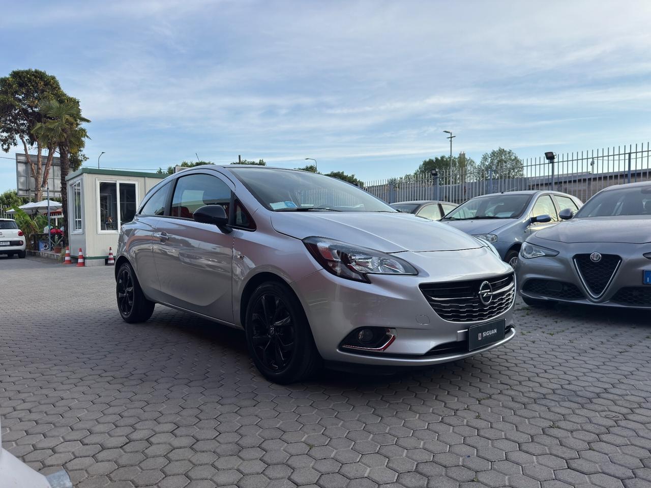 Opel Corsa ADATTA A NEOPATENTATI 1.4 16V 3 porte b-color