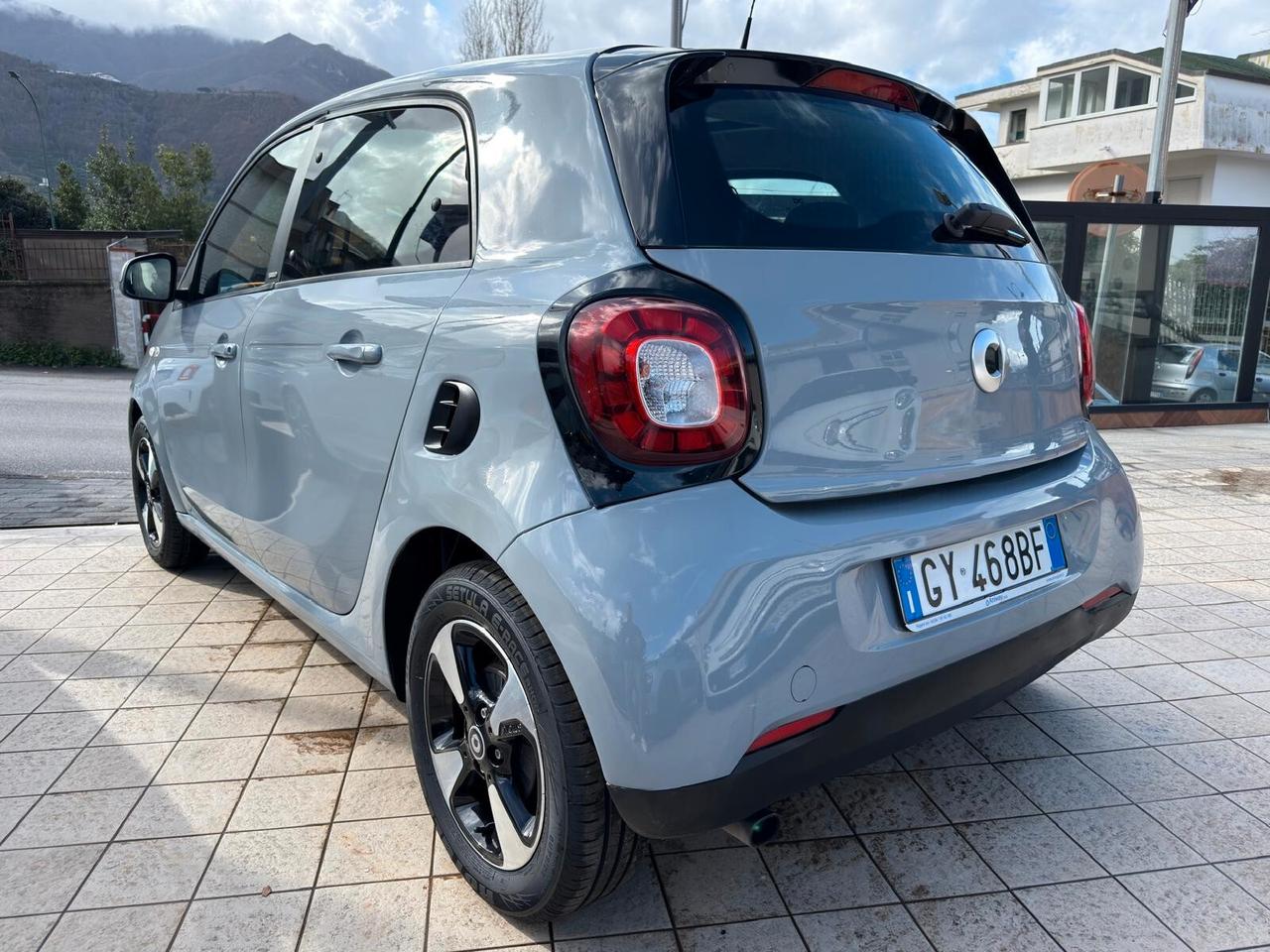 Smart ForFour 1.0 Benzina 2016 – Garanzia Shock