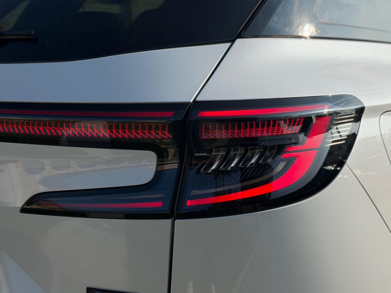 Renault Austral Full Hybrid E-Tech 200 CV Iconic Esprit Alpine