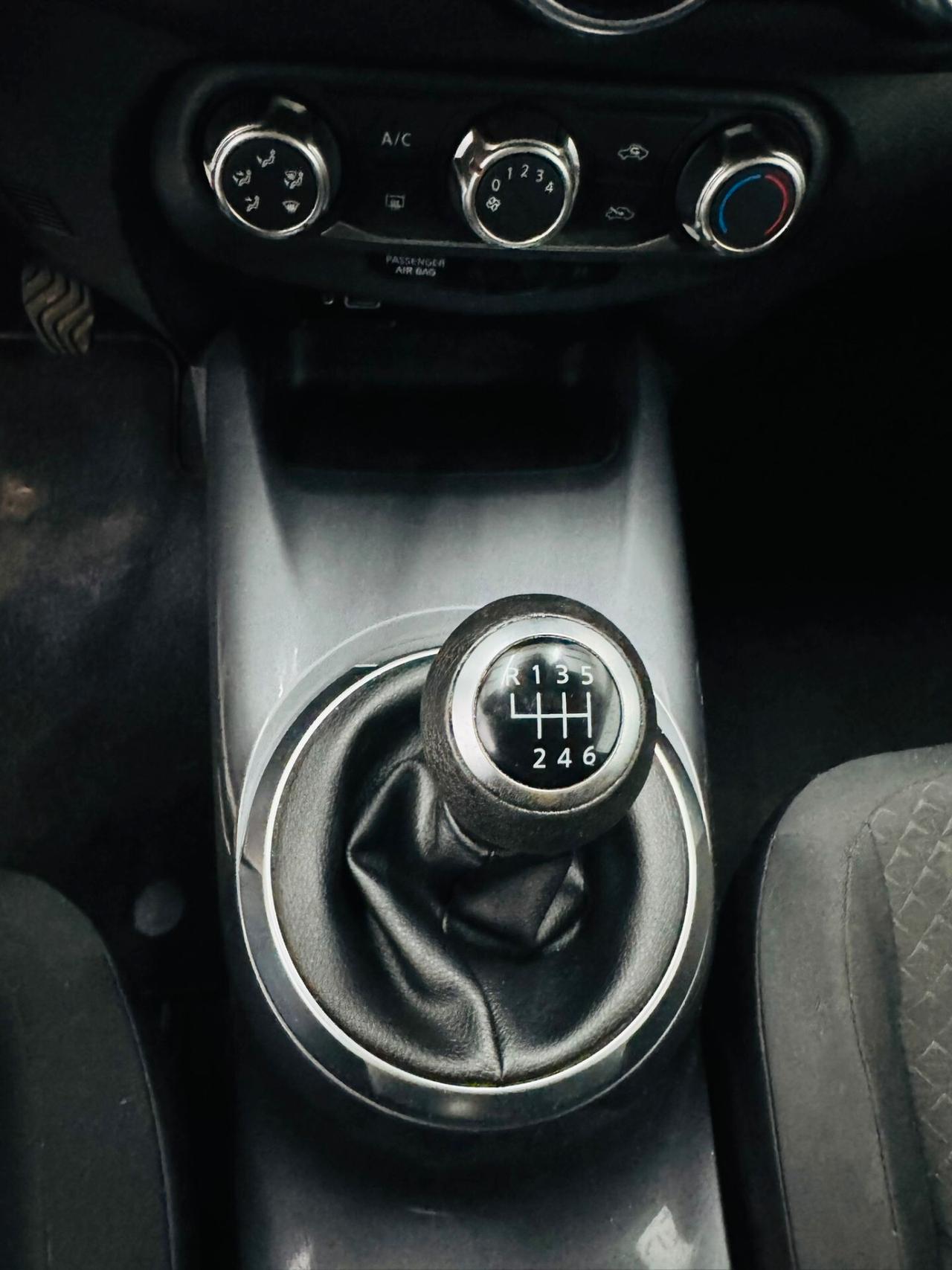 Nissan Juke 1.0 DIG-T 114 CV Tekna