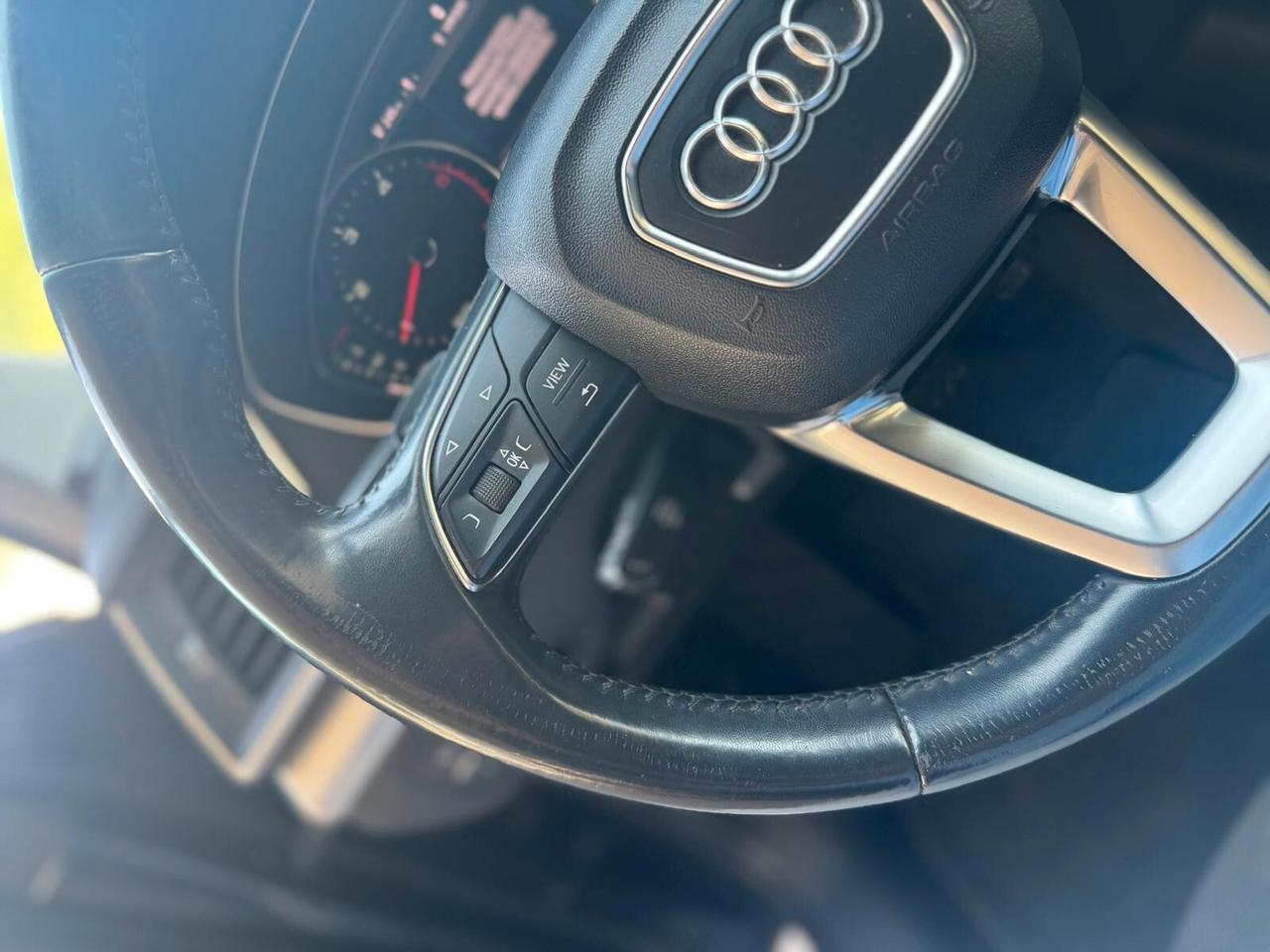 Audi Q5 40 TDI quattro S tronic Design