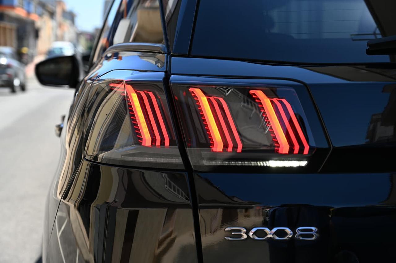 Peugeot 3008 BlueHDi 130 S&S Allure