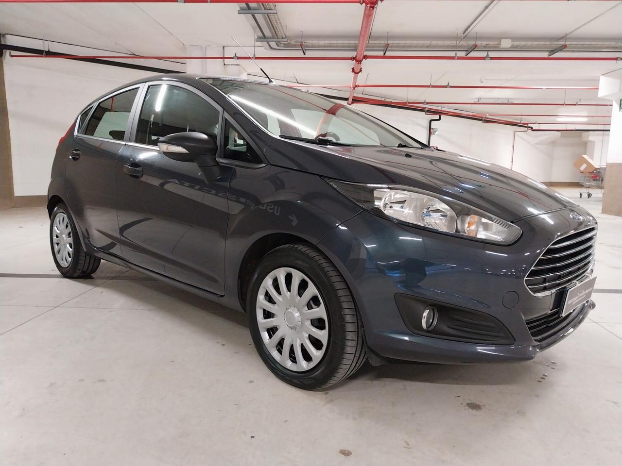 Ford Fiesta 1.5 TDCi 75CV 5 porte - ok neopatentati