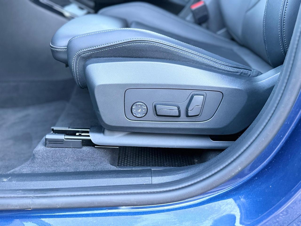 218d Active Tourer Luxury