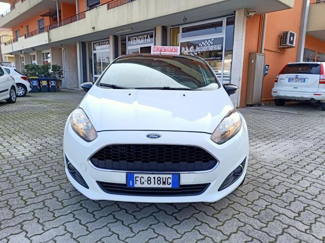 FORD Fiesta 1.5 TDCi 75CV 5 porte Black & White Edition