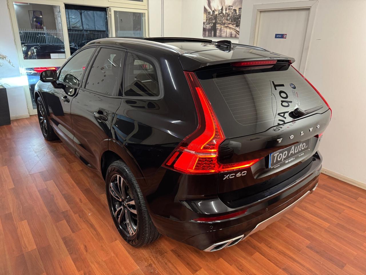 Volvo XC 60 XC60 D4 GEARTRONIC MOMENTUM / TETTO