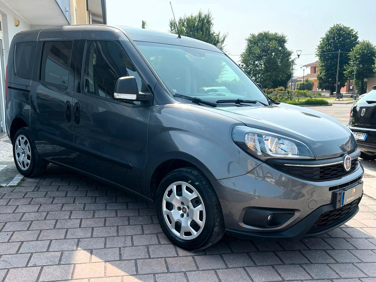 FIAT DOBLO' CH1 LOUNGE 1.6 Mjet 120cv E6D N1