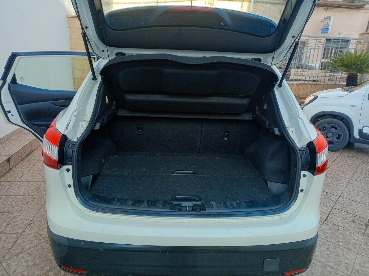 Nissan Qashqai 1.5 dCi Tekna