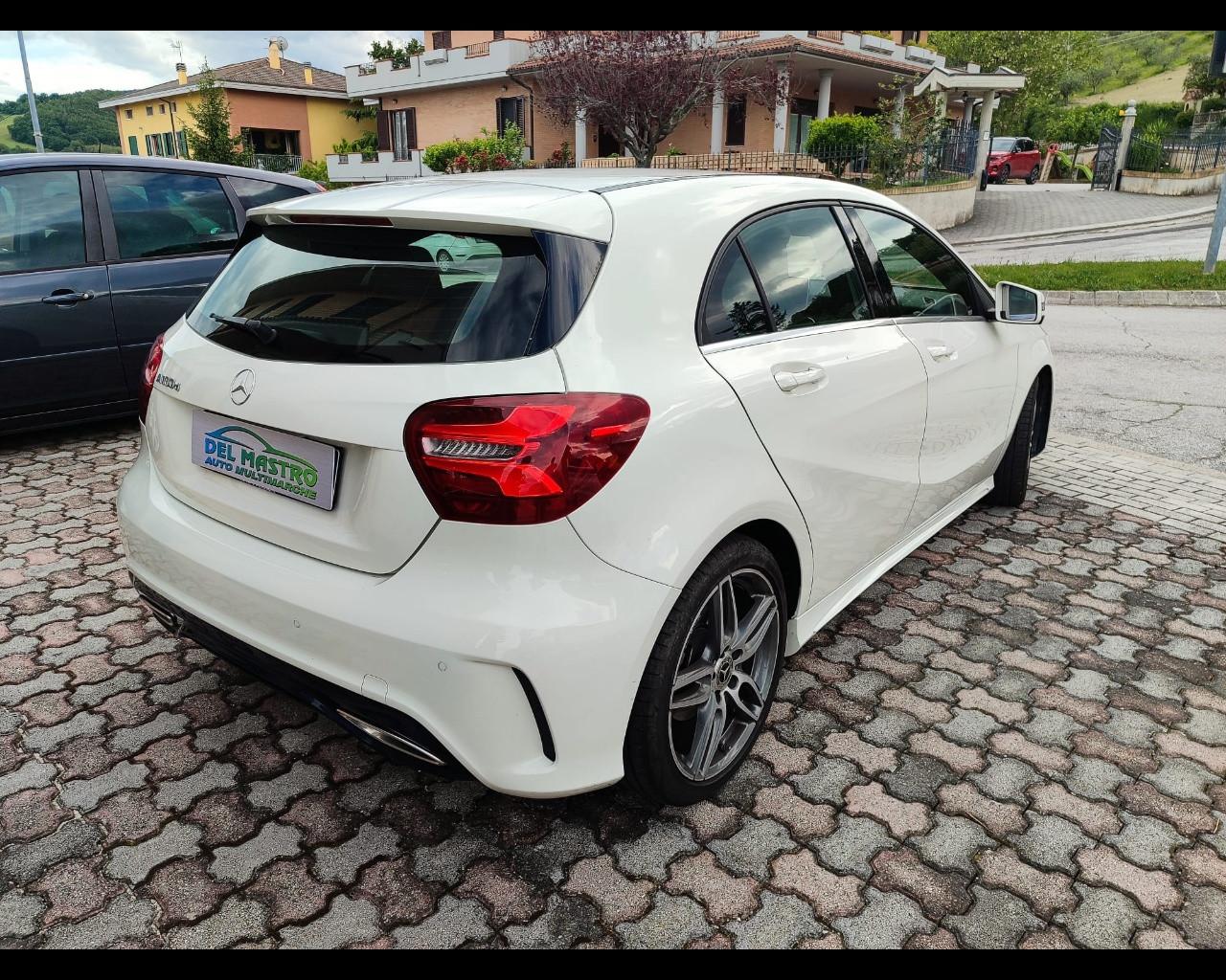 Mercedes-Benz Classe A (W176) - A 180 d Premium