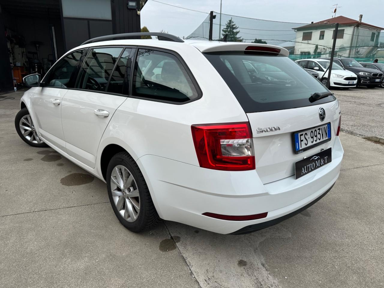 Skoda Octavia 1.6 TDI CR 115 CV DSG Wagon Executive