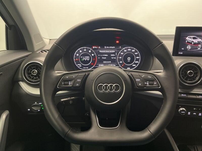 Audi Q2 Audi Business Advanced 30 TFSI 81(110) kW(CV) 6-marce