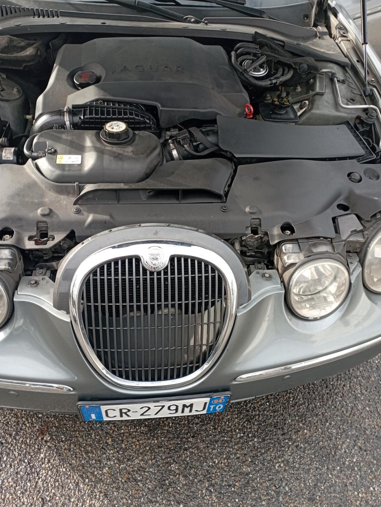 Jaguar S-Type 2.7 diesel V6 Executive