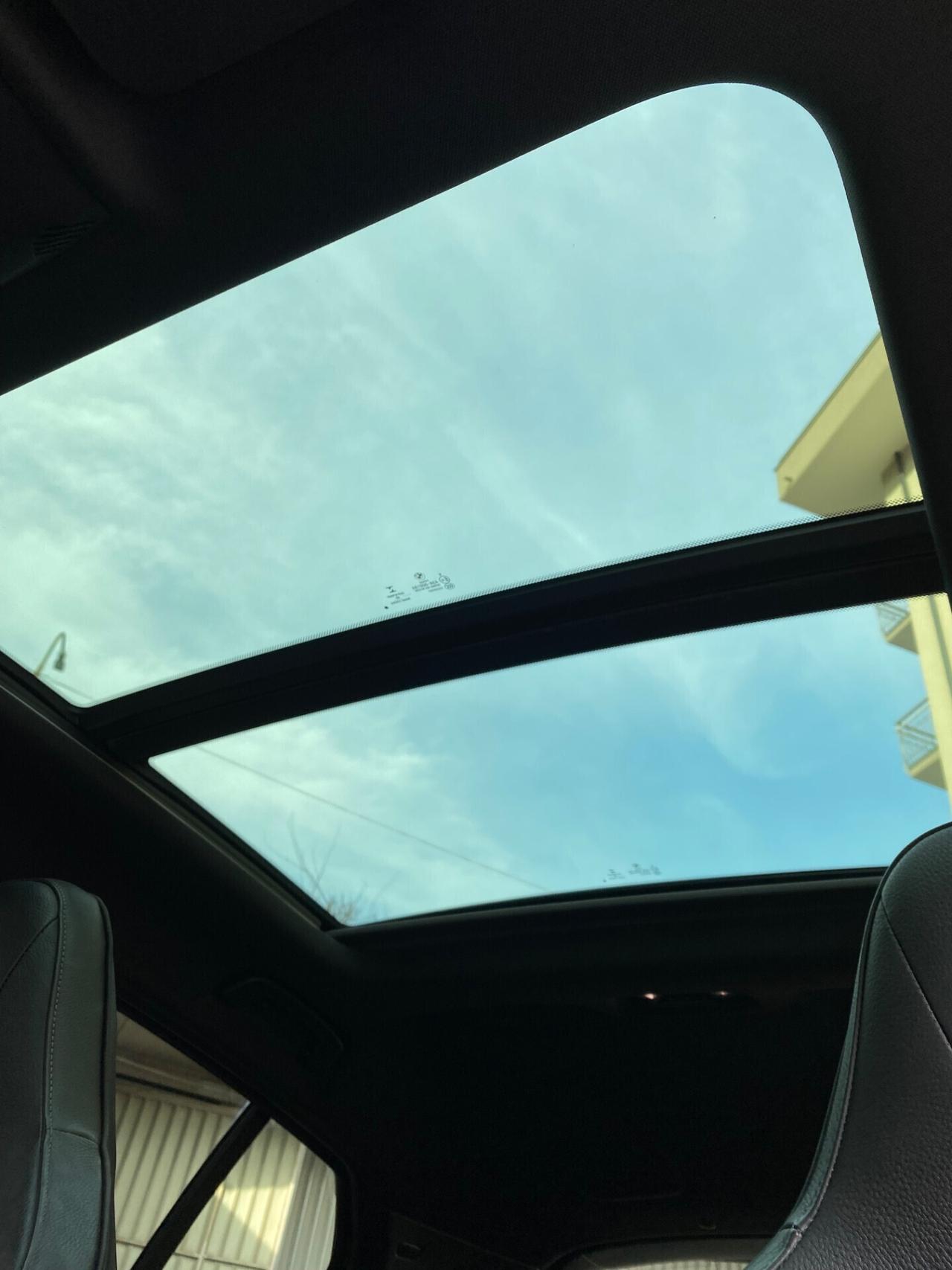 BMW M 135i xDrive auto 306cv