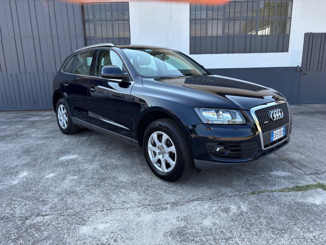 Audi Q5 2.0 TDI 143 CV.quattro 1ºproprietario. Garanzia