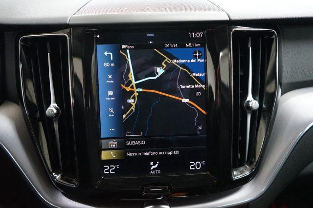 VOLVO XC60 B4 (d) AWD Geartronic Business