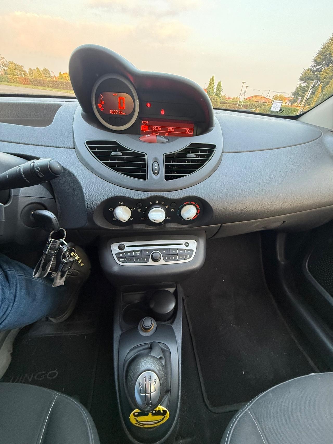 Renault Twingo 1.2 16V LEV Miss Sixty
