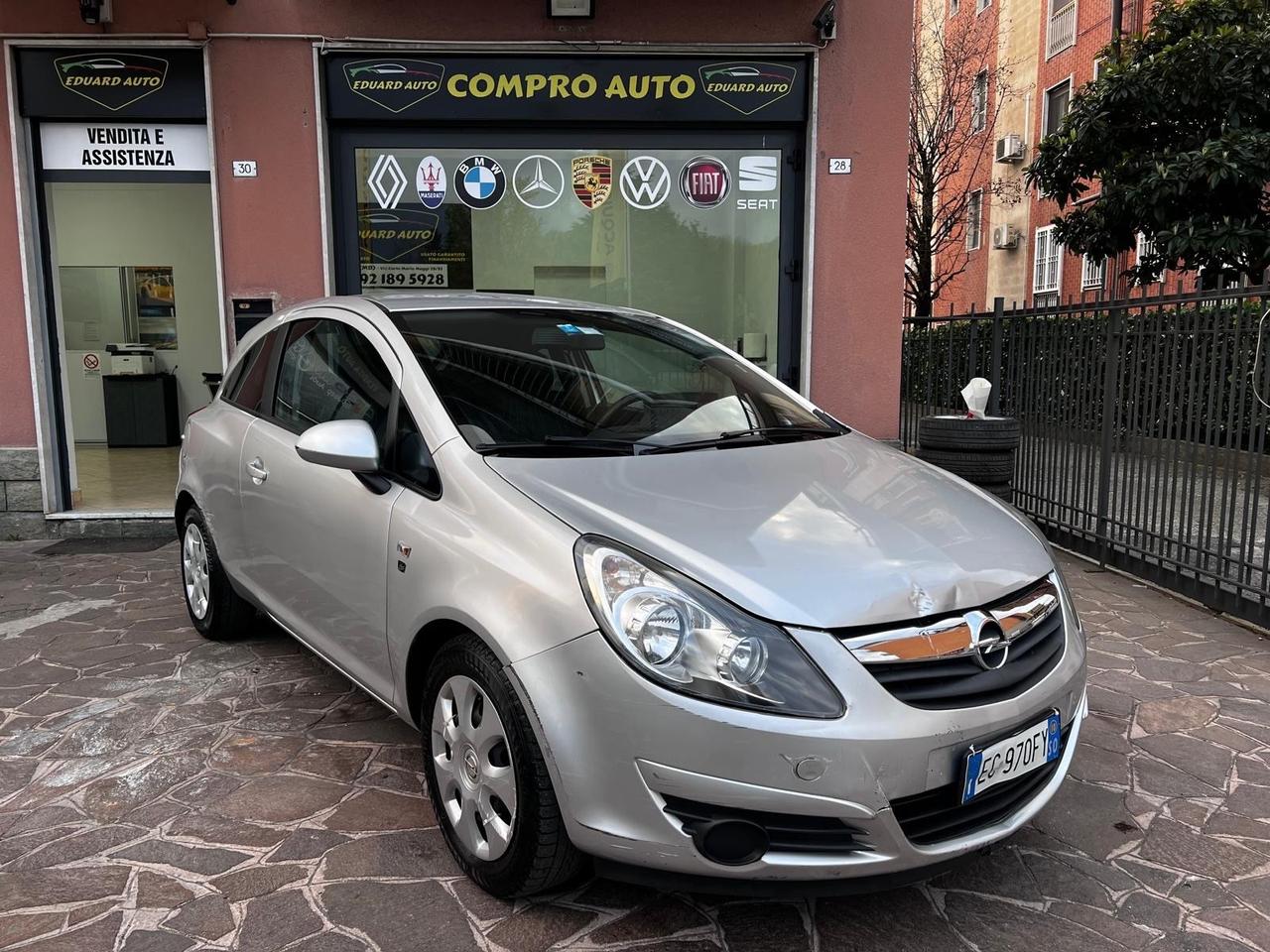Opel Corsa 1.2 3 porte Sport