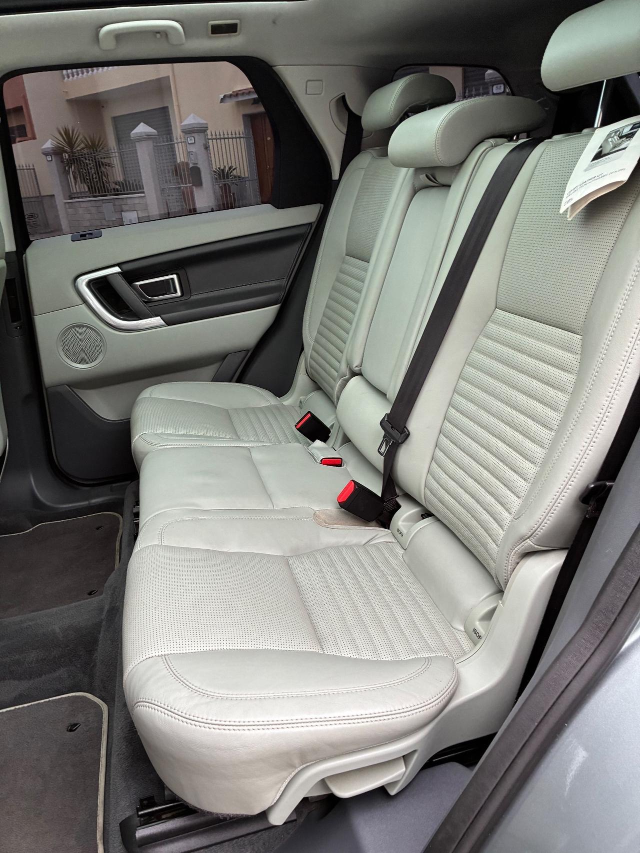 Land Rover Discovery Sport 2.2 SD4 HSE Luxury (140 kw) 7 posti