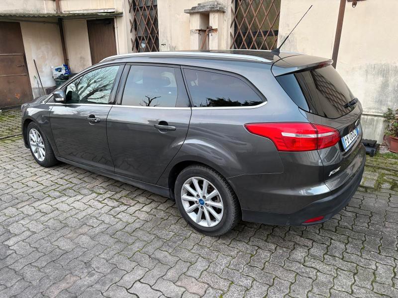Ford Focus Station Wagon Focus SW 1.5 tdci Plus s&s 120cv OK NEOPATENTATO