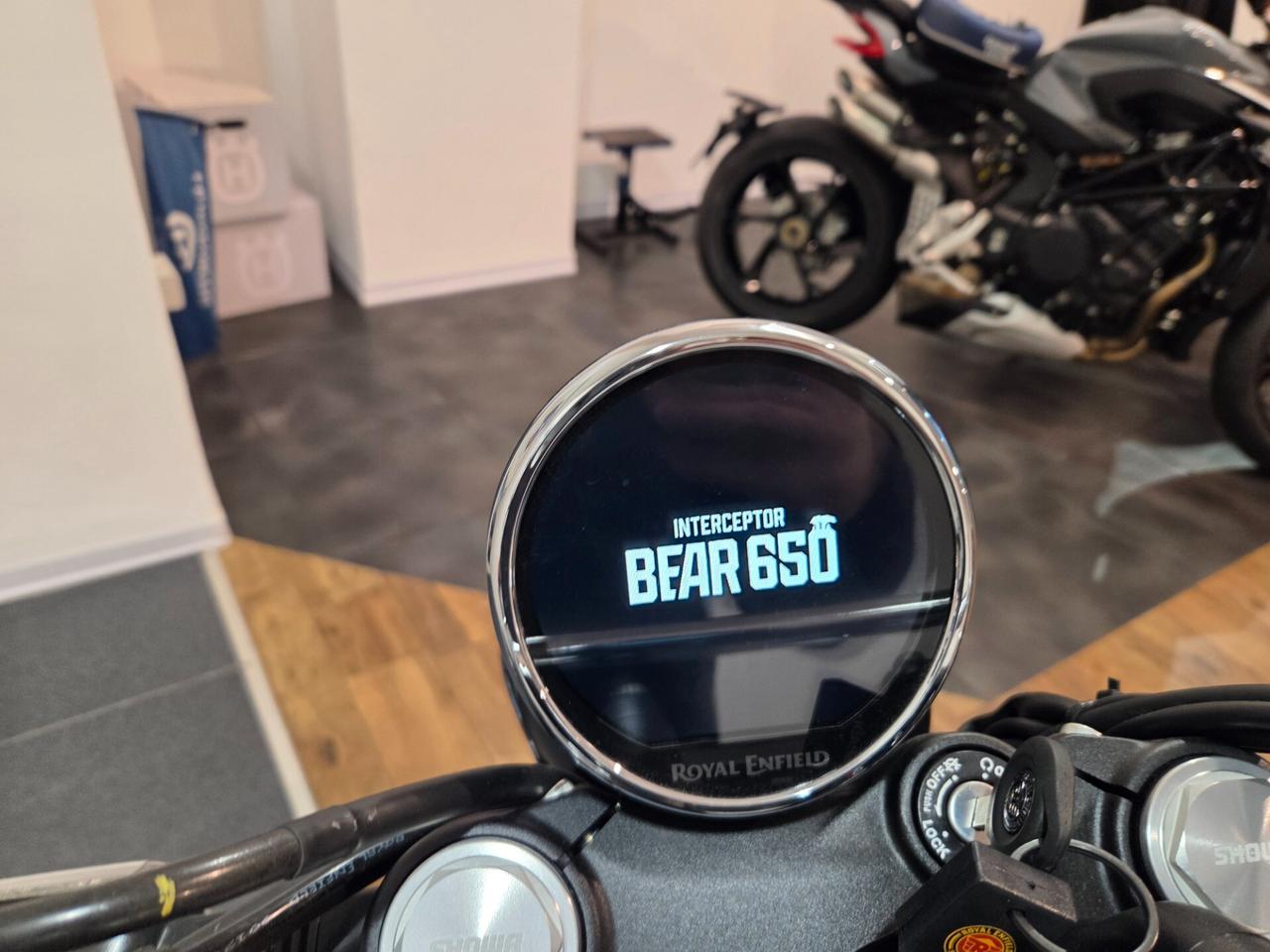 Royal Enfield Interceptor Bear 650